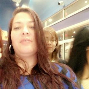 Meet your Posher, Amarilis