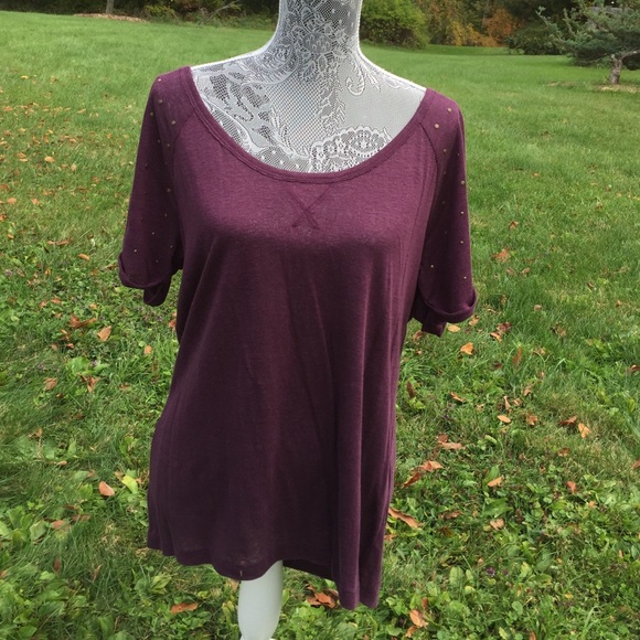 🎀LOGG By H & M WINE COLORED SWEATER🎀 - Picture 1 of 3