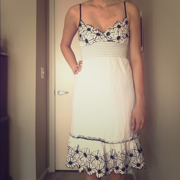 🎉Final Drop🎉 Bisou Bisou floral dress