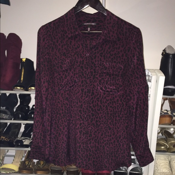 New Victoria's Secret silky blouse