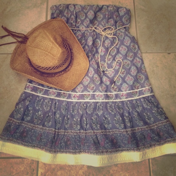 Adorable! Strapless AE Dress Country Girl Time