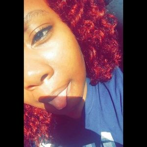 Meet your Posher, Denesha