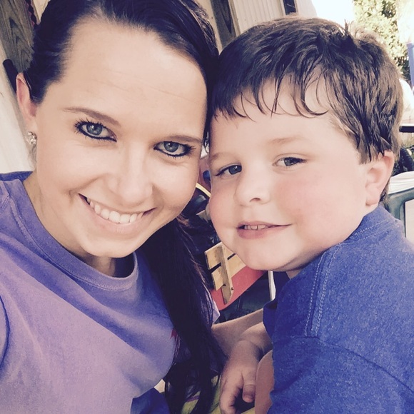 Meet your Posher, Brittany - Picture 4 of 4