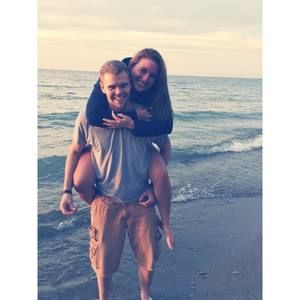 Meet your Posher, Allison