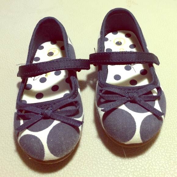 Baby girl shoes!