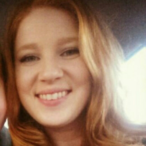 Meet your Posher, Lauren - Picture 1 of 1