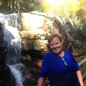 Meet your Posher, Julia