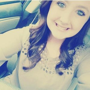 Meet your Posher, Brittney