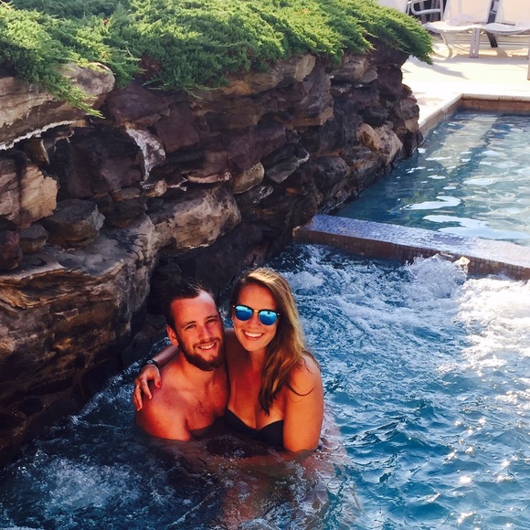 Meet your Posher, Katie - Picture 1 of 1