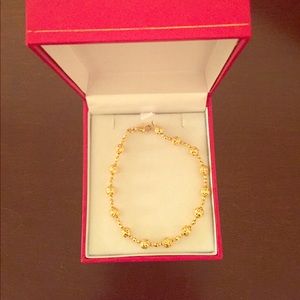 Authentic Pure gold bracelet. Fancy design