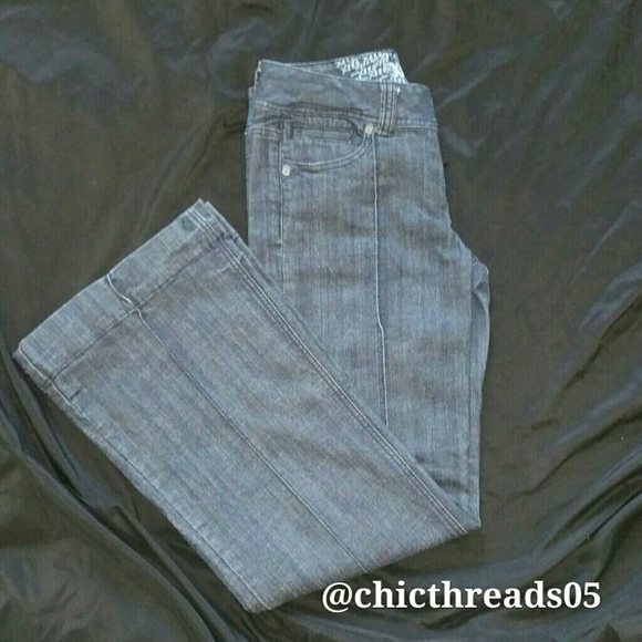 XOXO Denim - JUNIORS XOXO Dark Denim Jeans - Size 9/10