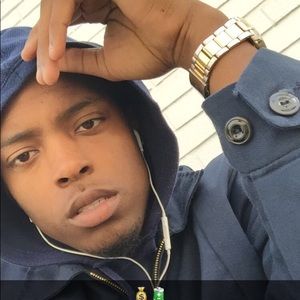 Meet your Posher, Javonte