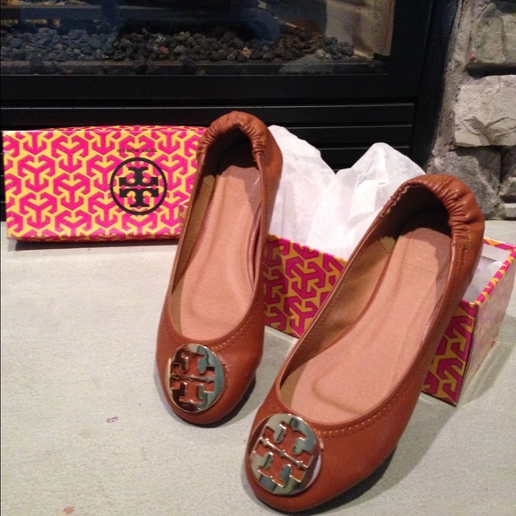 Tory Burch ballerina shoes size 8. Chestnut color.