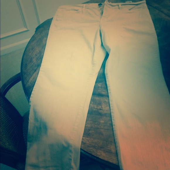 NYDJ CREAM COLORED ANKLE JEAN