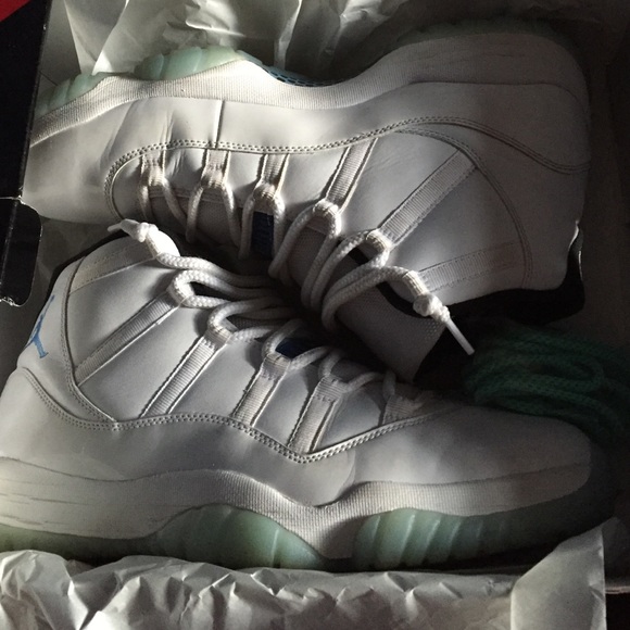 Jordan 11s legend blue - Picture 1 of 1