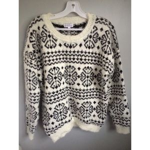 Joseph A • Black & White Sweater