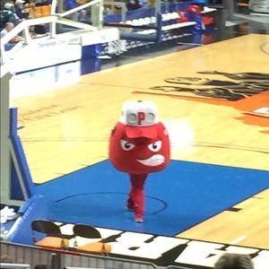 Meet your Posher, Jan