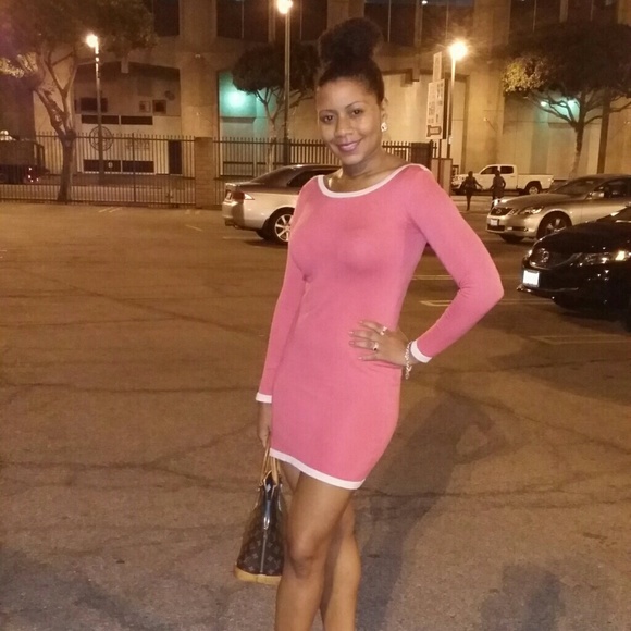 Meet your Posher, Tiffany - Picture 3 of 4