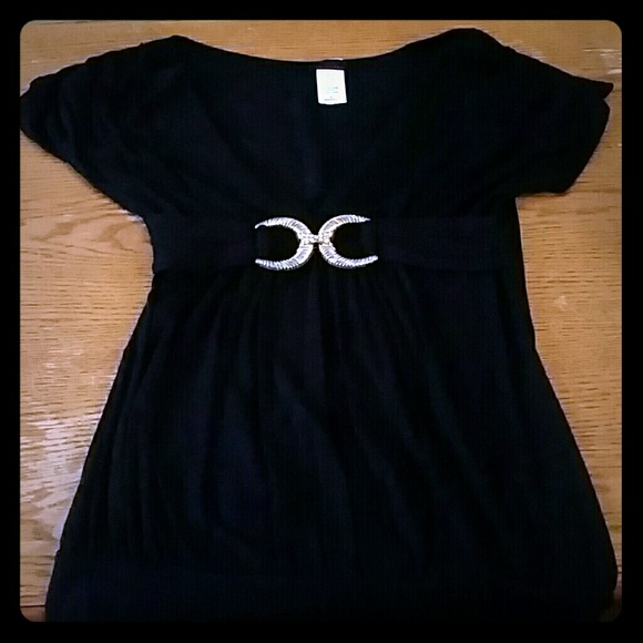 Black v neck dressy top