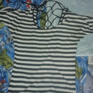 Black and white short sleeved shirt
