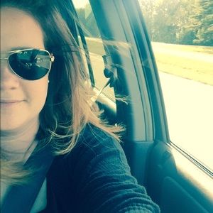 Meet your Posher, Briana