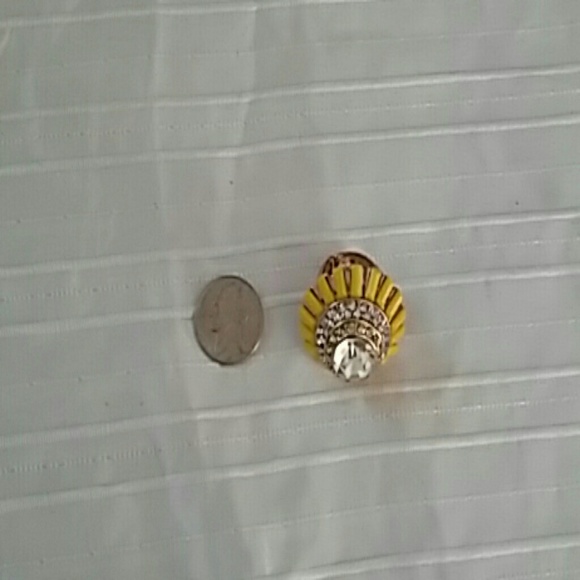 Yellow ball earrings w/ yellow flower ring :) - Picture 3 of 4