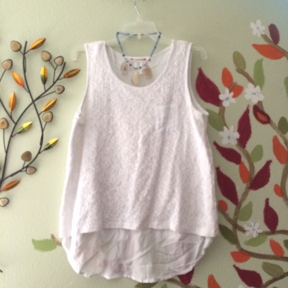 ✨NEW Lace top - Picture 3 of 3