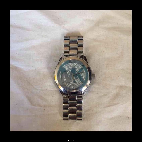 Michael Kors Runway Crystal Watch - Picture 1 of 3