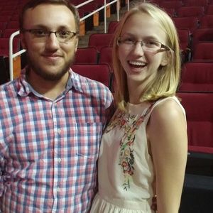 Meet your Posher, Lydia