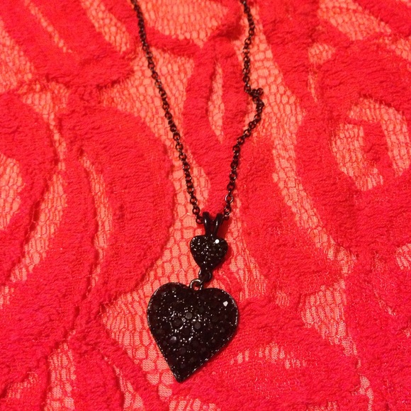Express necklace