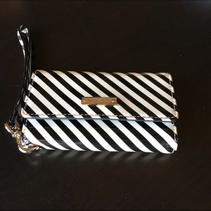 Kate spade wristlet with iPhone 5 holder