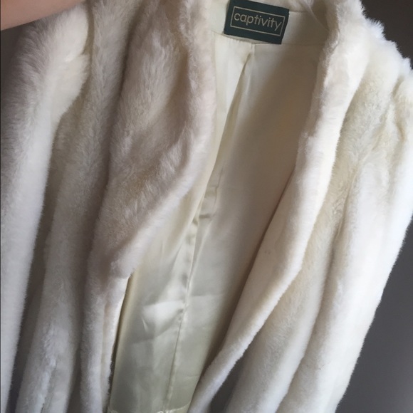 White fur coat - Picture 1 of 3