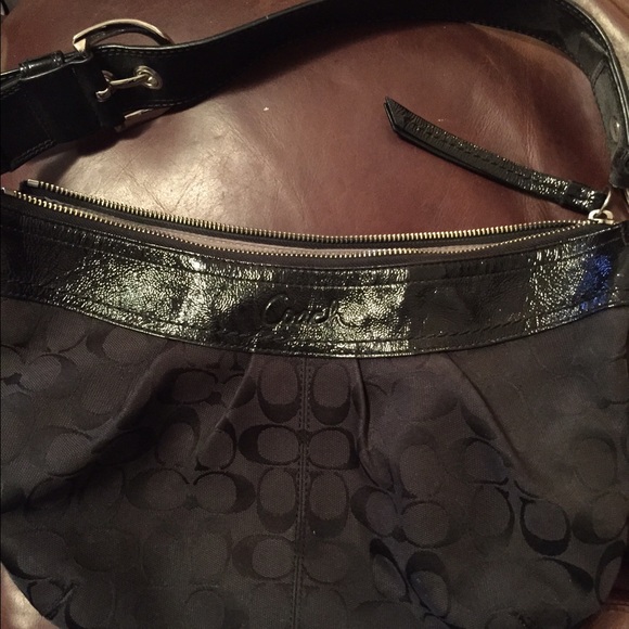 Black coach shoulder bag