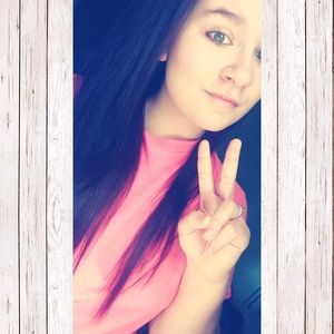 Meet your Posher, Lexie