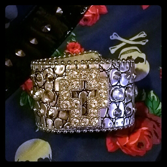 Boot Barn Rhinestone BRACELET