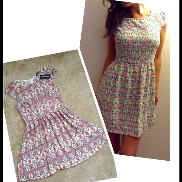 NWT Jella Couture Dress M - Picture 1 of 2