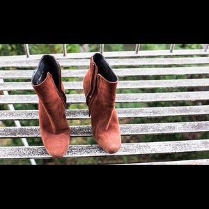 Barbara Bui F/W 2013 brown suede 4" heeled boots