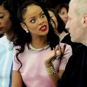 Meet your Posher, Cristina