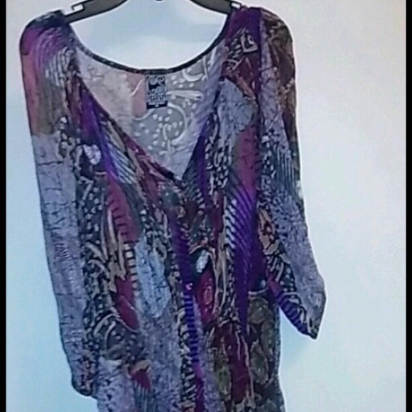 Button up blouse - Picture 3 of 4