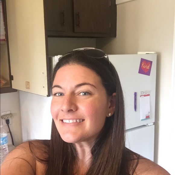 Meet your Posher, Amanda