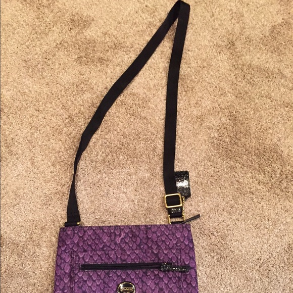 Coach purse - Picture 2 of 3