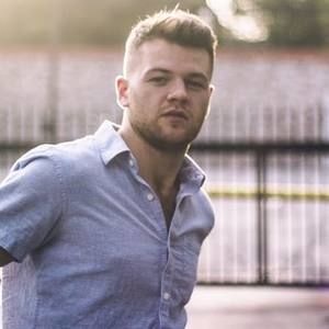 Meet your Posher, Cody