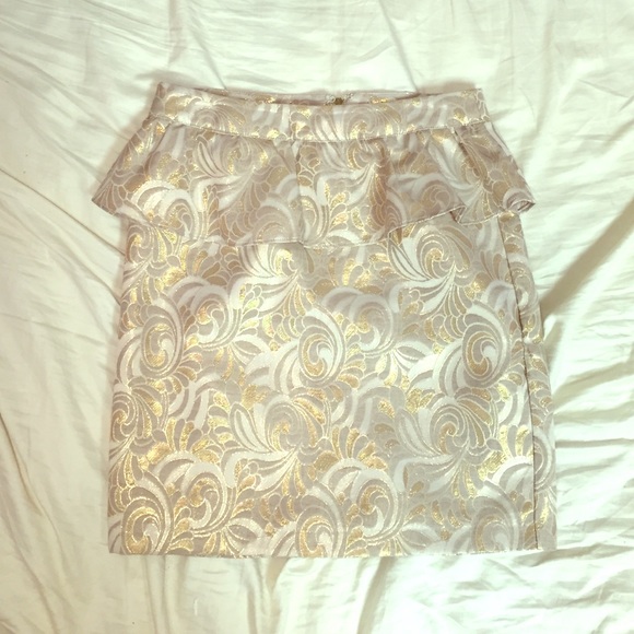 Gold metallic peplum skirt XS
