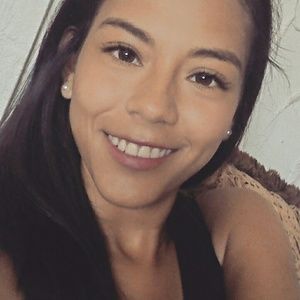 Meet your Posher, Stefany