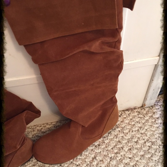 Brown boots🎁