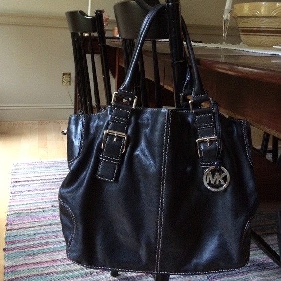 Gorgeous Michael Kors bag