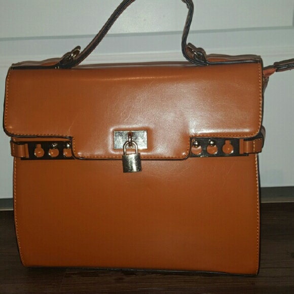 CorporateDivaBoutique Handbags - Top handle cognac brown gold faux leather handbag