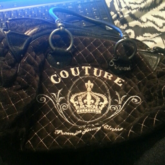 Brown shoulder bag