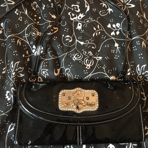 Kathy van Zeeland crossbody wallet