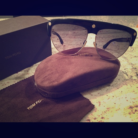 ✨Tom Ford Sunglasses!✨